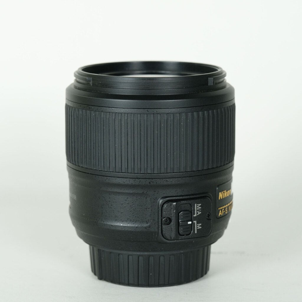 Nikon AF-S NIKKOR 35mm f/1.8G ED