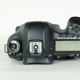 Canon EOS 5D Mark III Canon EOS 5D Mark III