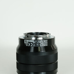 SONY E 10-18mm F4 OSS SEL1018