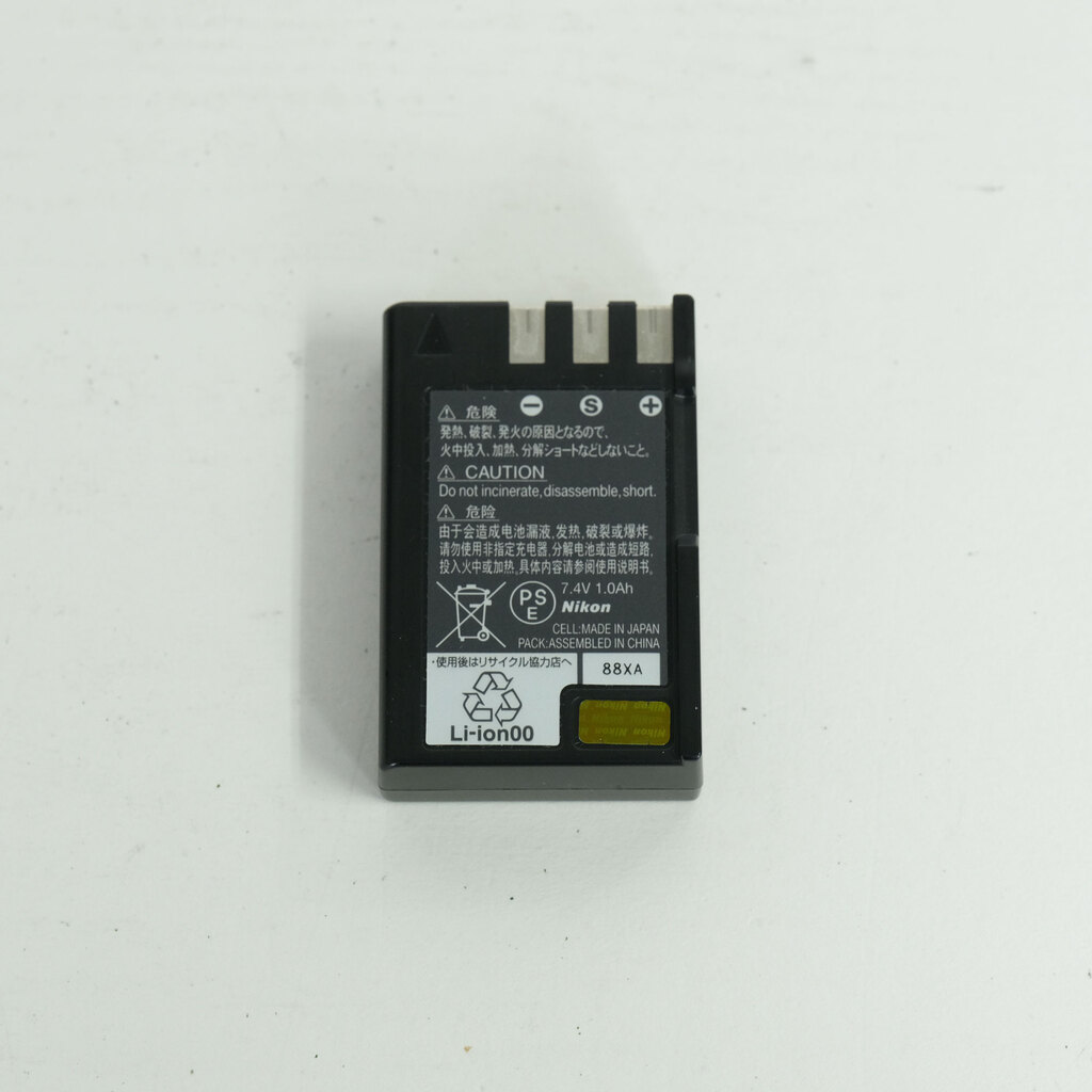 Nikon D40 ブラックボディ