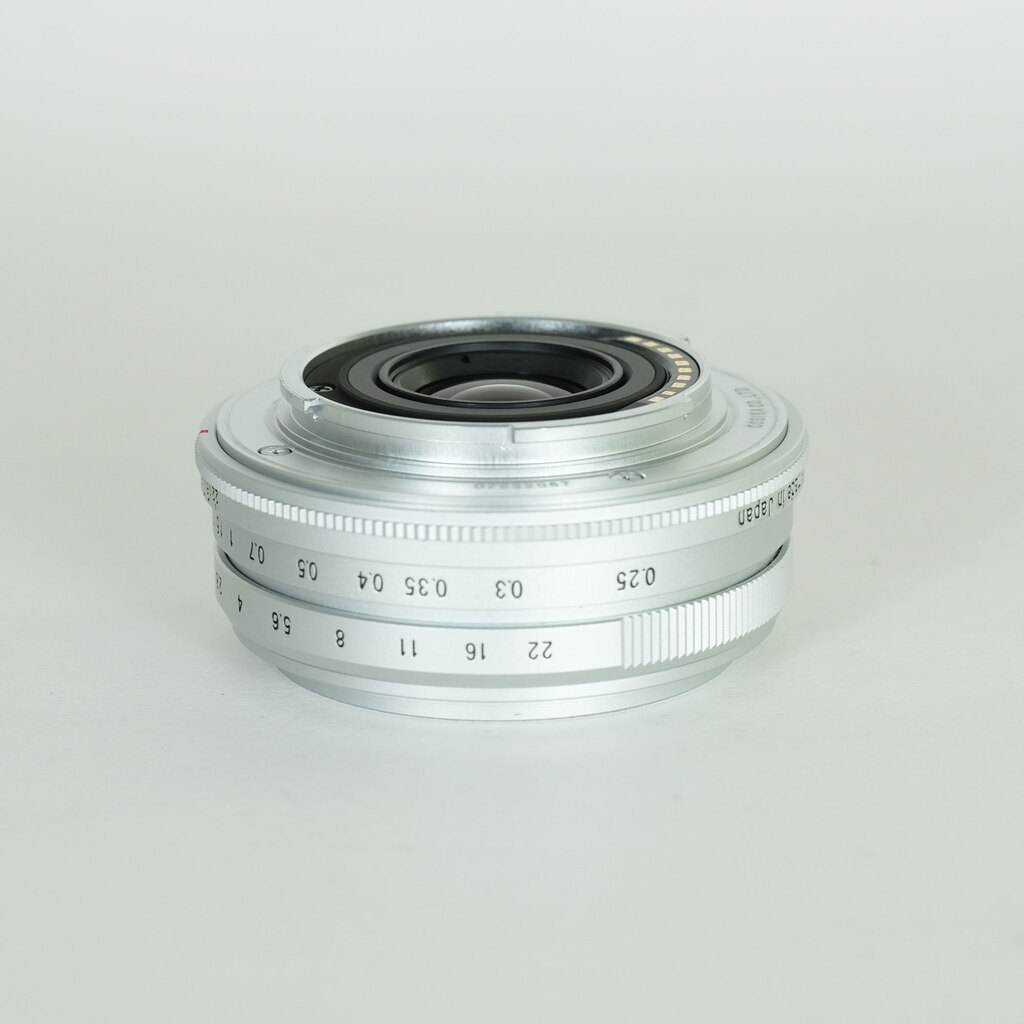 Voigtlander ULTRON 27mm F2 X-mount(フジフイルムX用) シルバー Voigtlander ULTRON 27mm F2 X-mount(フジフイルムX用) シルバー