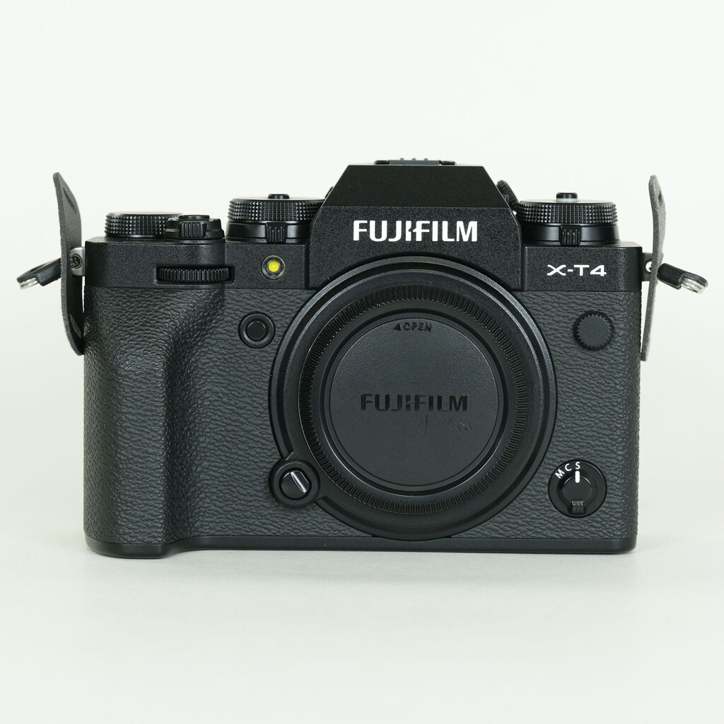 FUJIFILM X-T4