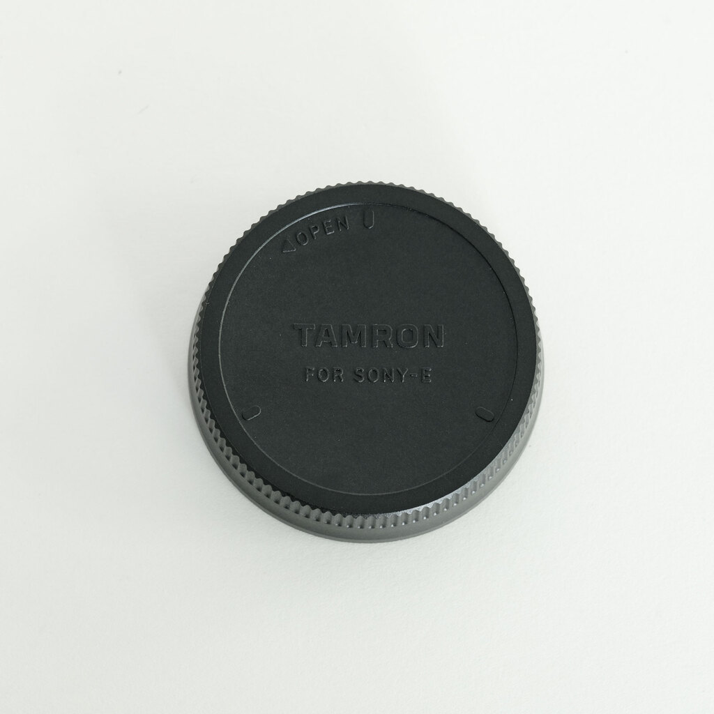 TAMRON 70-300mm F/4.5-6.3 Di III RXD (Model A047) [ソニーE用]