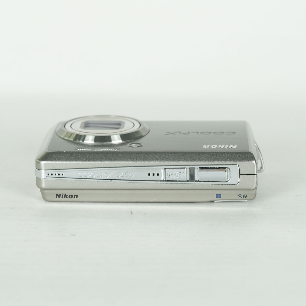 Nikon COOLPIX S600 チタンシルバーの出品 | ONE SCENE（ワンシーン）