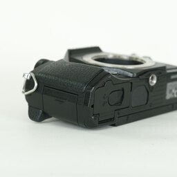 OLYMPUS OM-D E-M5 Mark II