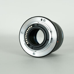 OLYMPUS M.ZUIKO DIGITAL 45mm F1.8