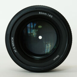 Nikon AF-S NIKKOR 85mm f/1.8G