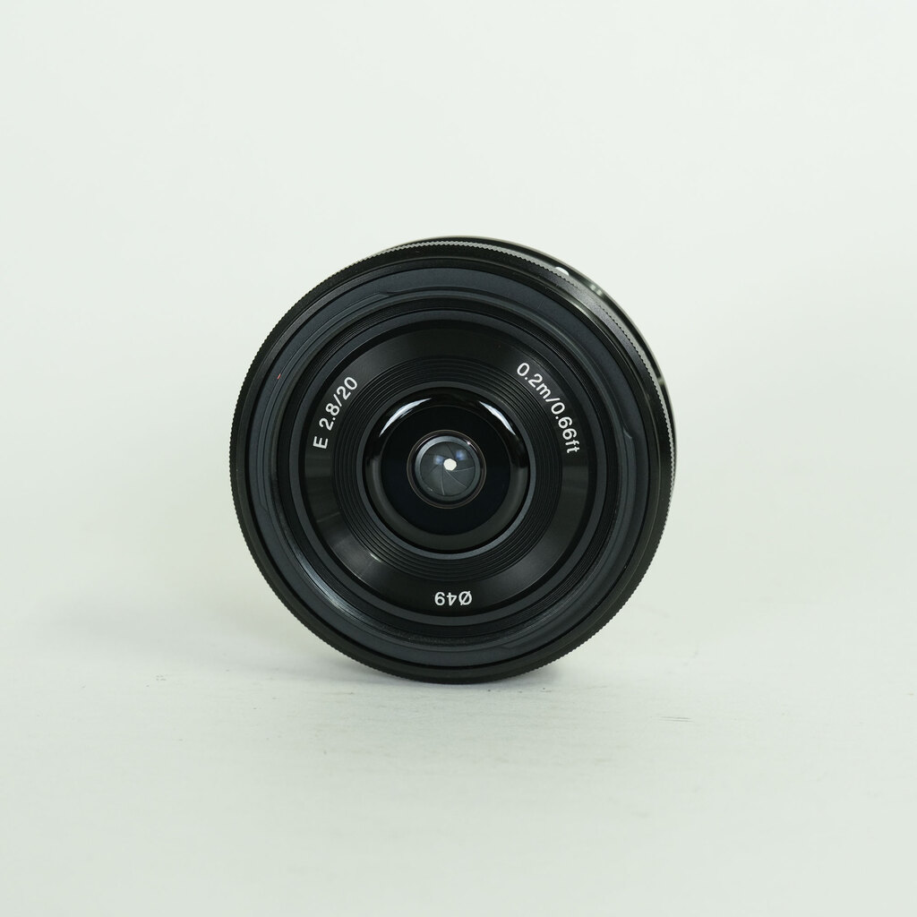 SONY E 20mm F2.8 SEL20F28