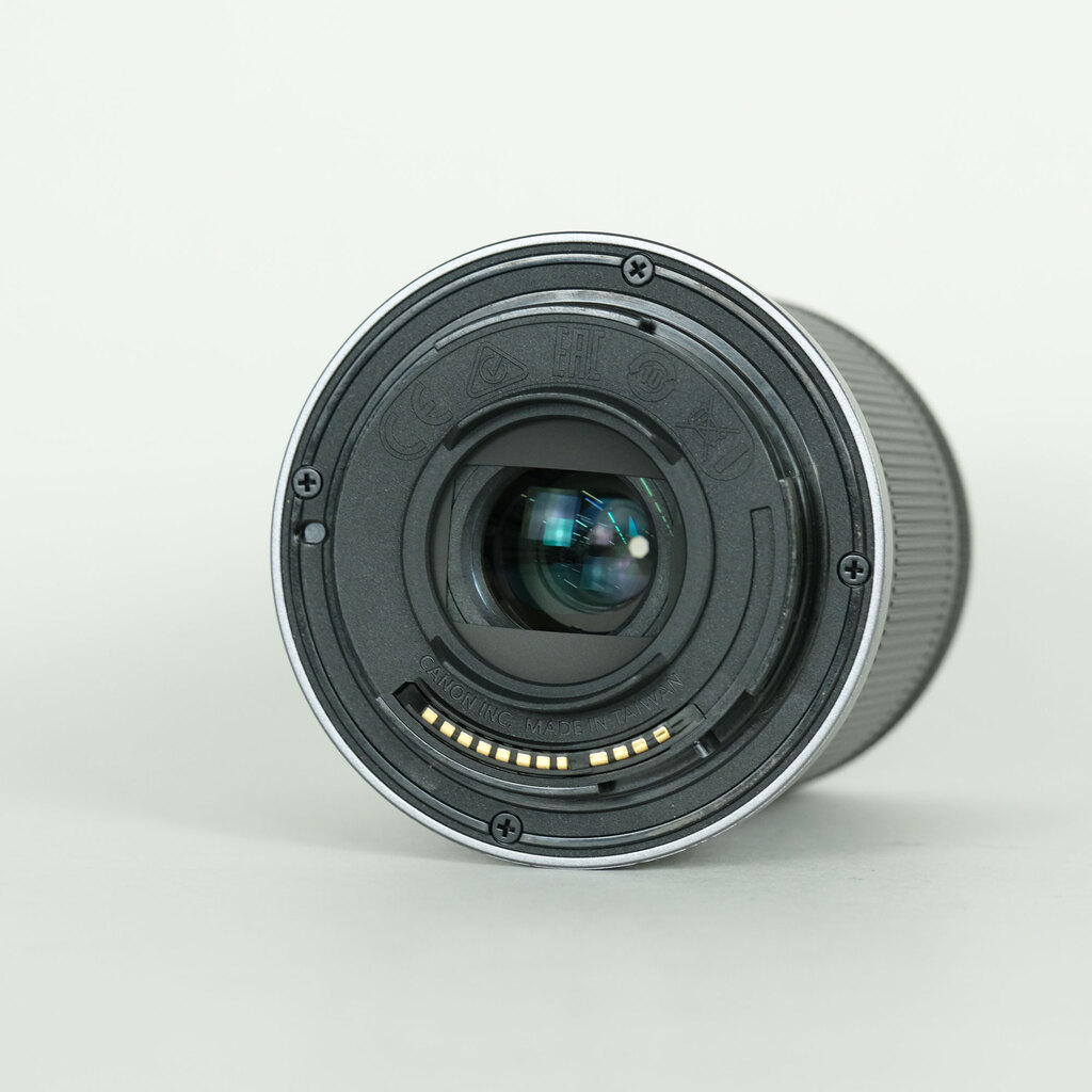 Canon RF-S18-150mm F3.5-6.3 IS STM