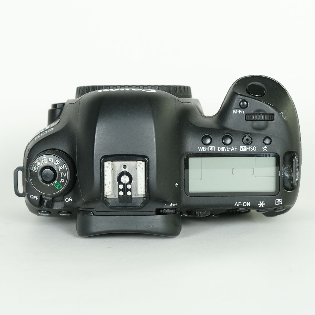 Canon EOS 5D Mark IV Canon EOS 5D Mark IV