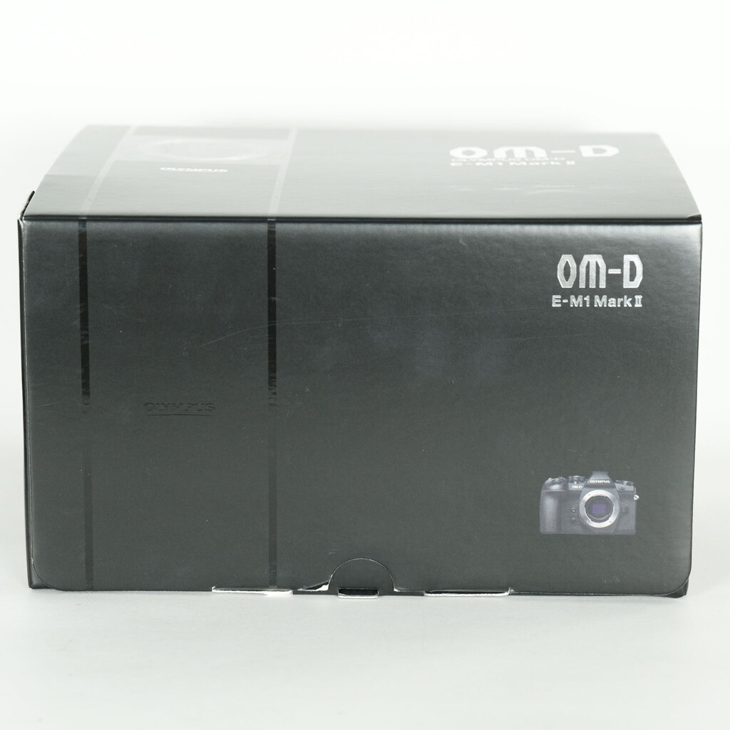 OLYMPUS OM-D E-M1 Mark II