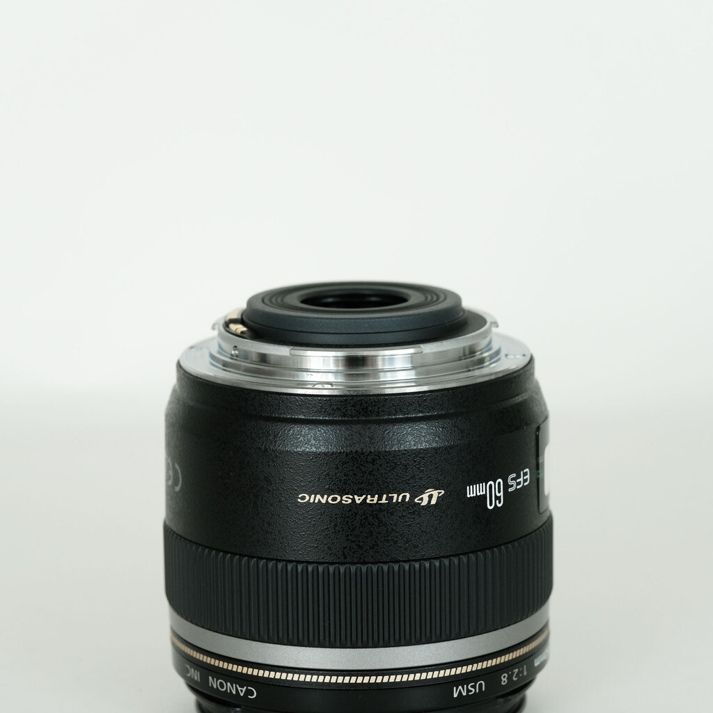 Canon EF-S60mm F2.8 マクロ USM