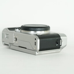 FUJIFILM X-A3 ボディ  シルバー