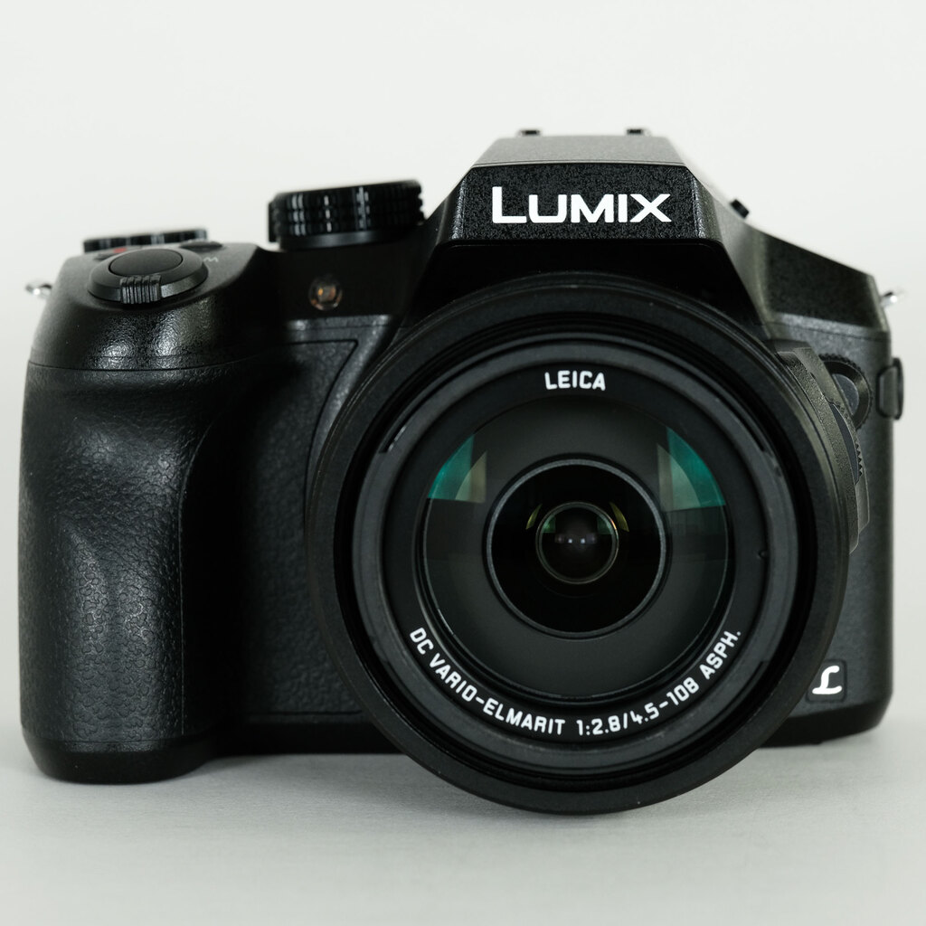 Panasonic LUMIX DMC-FZ300