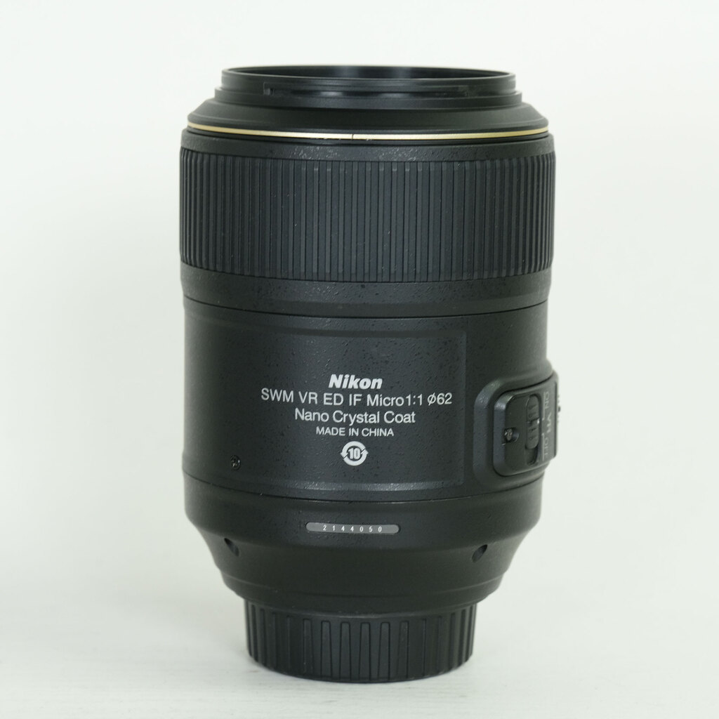 Nikon AF-S VR Micro-Nikkor 105mm f/2.8G IF-ED