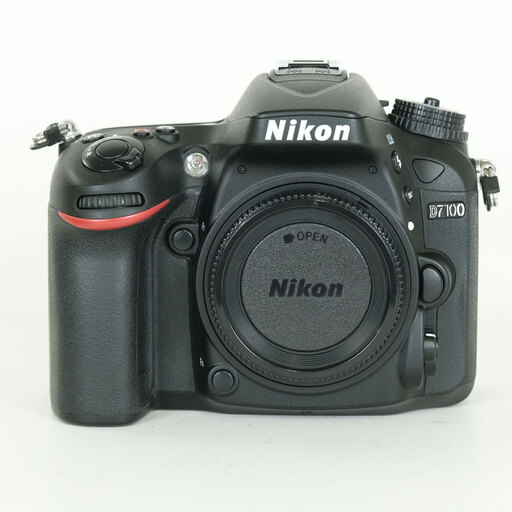 Nikon D7100
