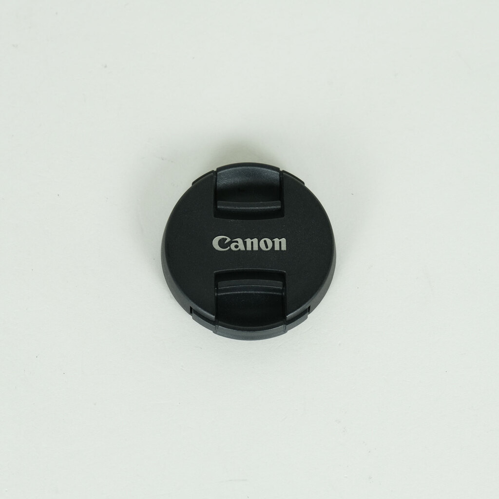 Canon RF50mm F1.8 STM Canon RF50mm F1.8 STM