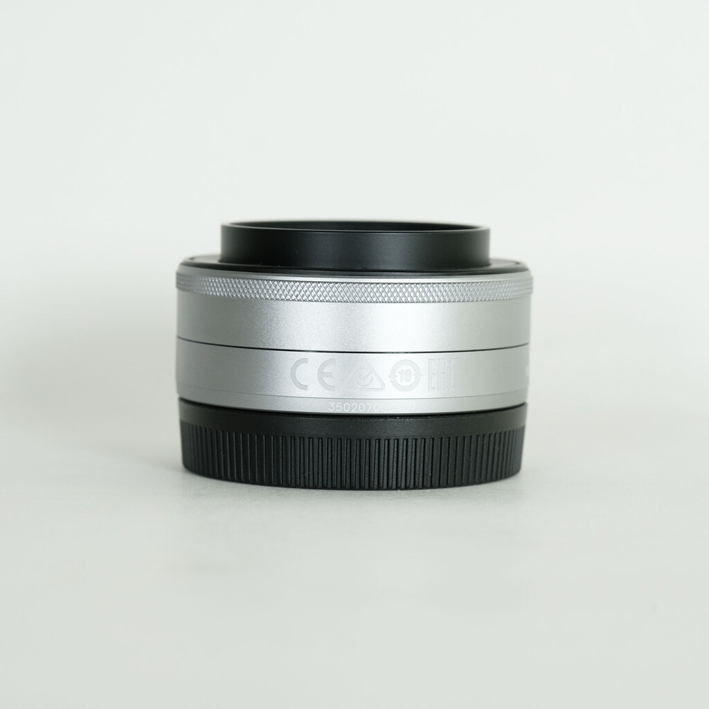 Canon EF-M22mm F2 STM