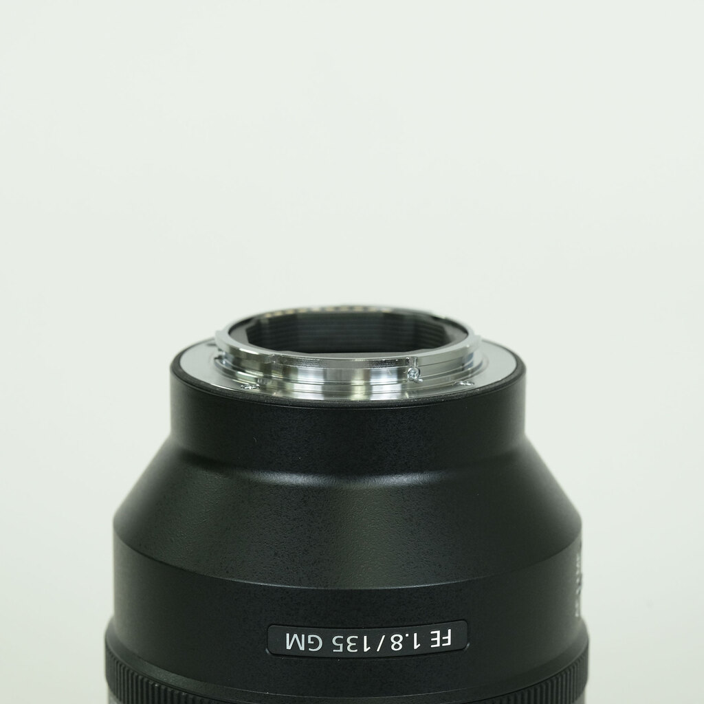 SONY FE 135mm F1.8 GM SEL135F18GM