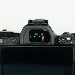 OLYMPUS OM-D E-M5 Mark II