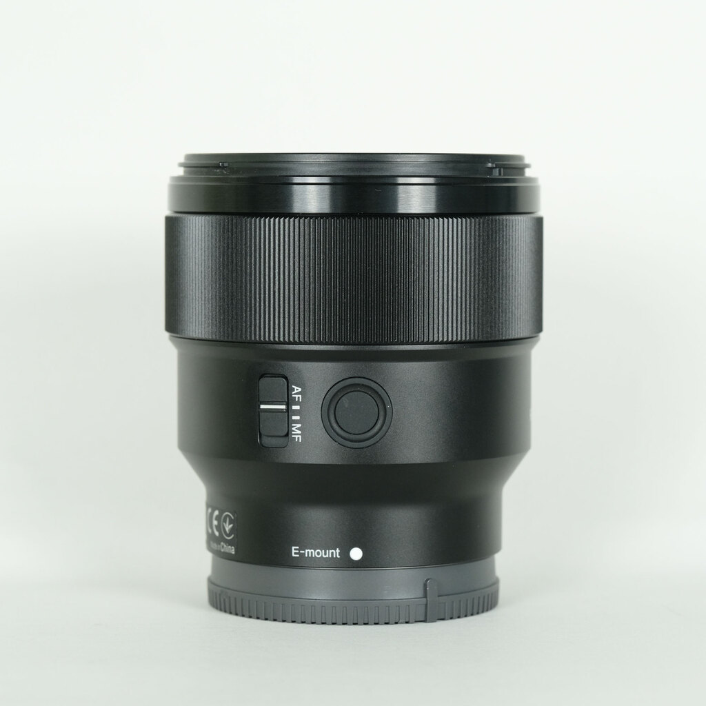 SONY FE 85mm F1.8 SEL85F18