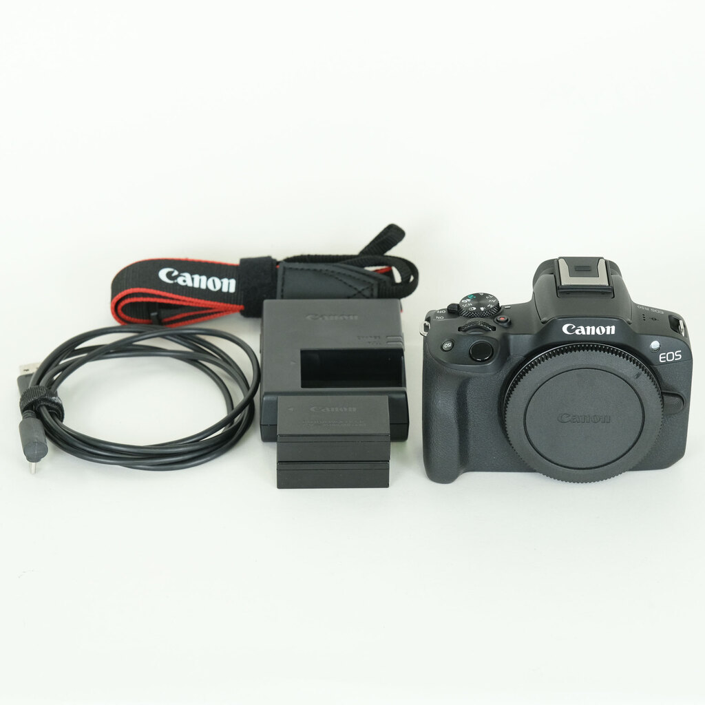 Canon EOS R50 Canon EOS R50