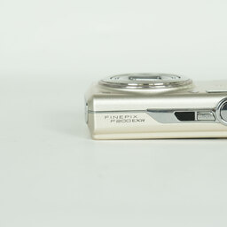 FUJIFILM FinePix F200EXR　シルバー