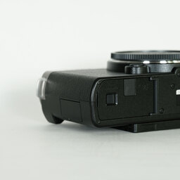 Panasonic LUMIX DC-S9