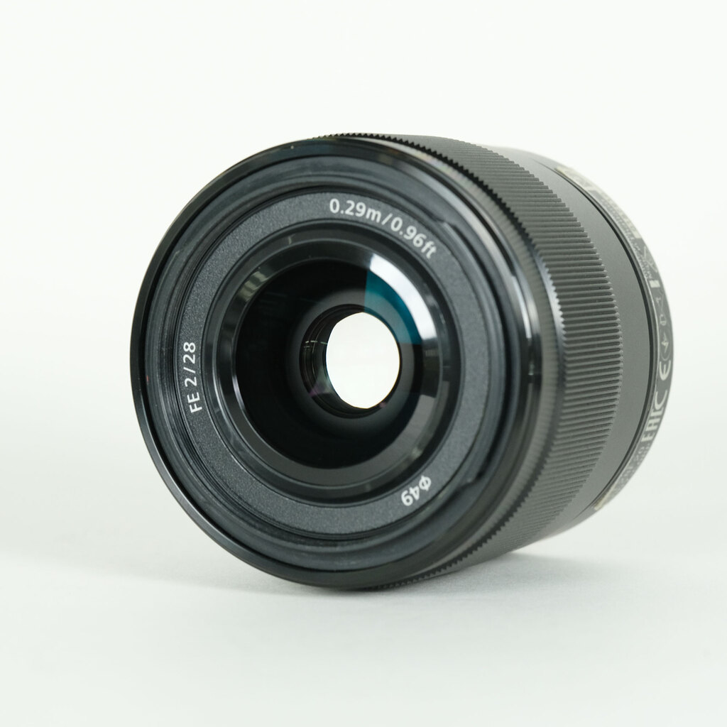 お値下げ中★SONY FE 28mm F2 レンズ SONY FE 28mm F2 SEL28F20の出品 | ONE SCENE（ワンシーン）