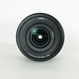 Panasonic LUMIX S 20-60mm F3.5-5.6 Panasonic LUMIX S 20-60mm F3.5-5.6