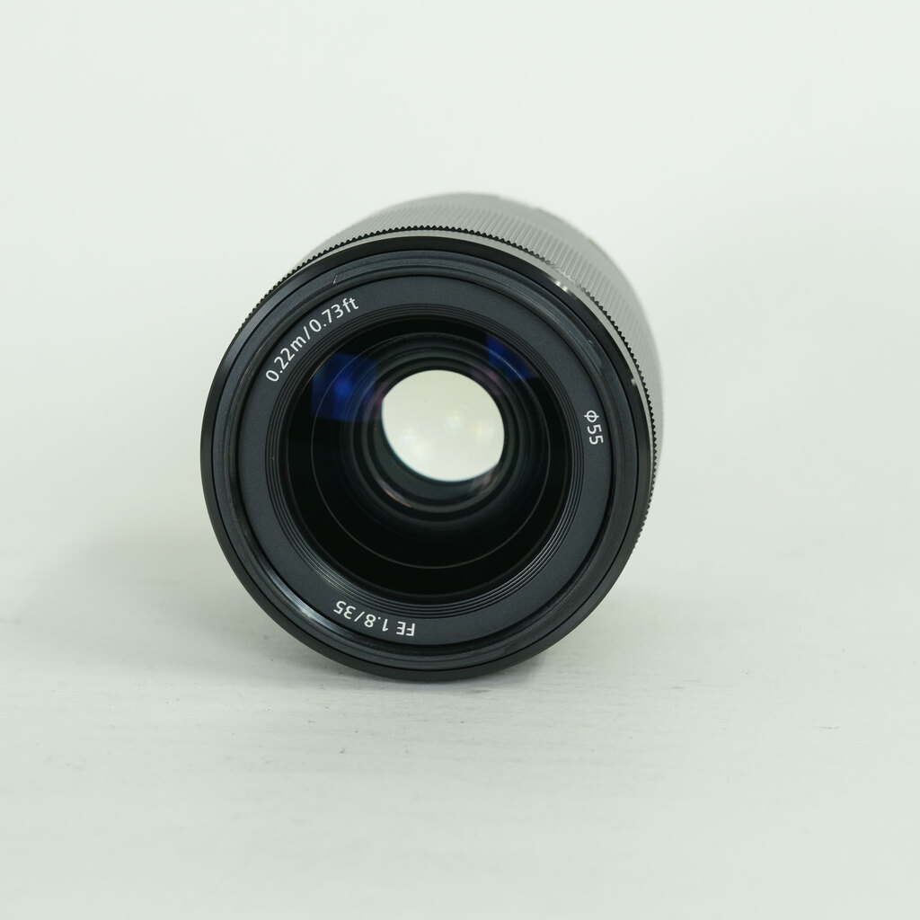SONY FE 35mm F1.8 SEL35F18F SONY FE 35mm F1.8 SEL35F18F