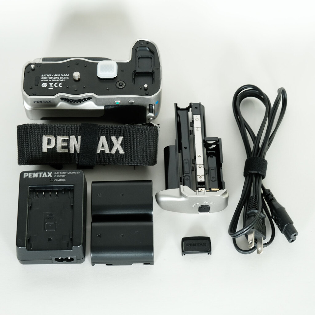 PENTAX K-1 Limited Silver〔バッテリーグリップ D-BG6 /バッテリー×2 / メタルホットシュー付属〕