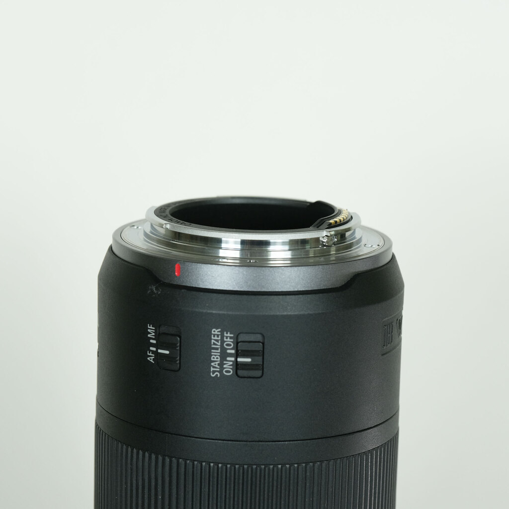 Canon RF100-400mm F5.6-8 IS USM Canon RF100-400mm F5.6-8 IS USM