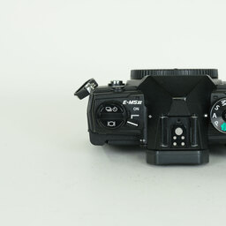 OLYMPUS OM-D E-M5 Mark III