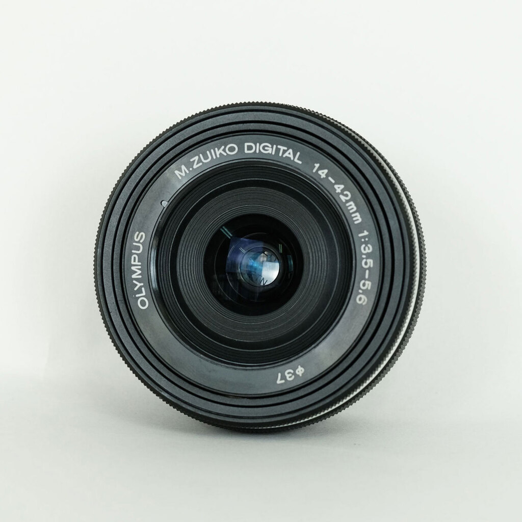 OLYMPUS M.ZUIKO DIGITAL ED 14-42mm F3.5-5.6 EZ ブラック
