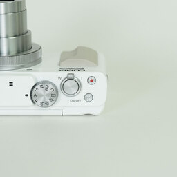 Panasonic LUMIX DC-TZ95D ホワイト Panasonic LUMIX DC-TZ95D ホワイト