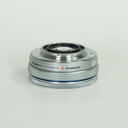 OLYMPUS M.ZUIKO DIGITAL ED 14-42mm F3.5-5.6 EZ シルバー