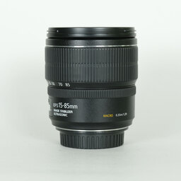 Canon EF-S15-85mm F3.5-5.6 IS USM