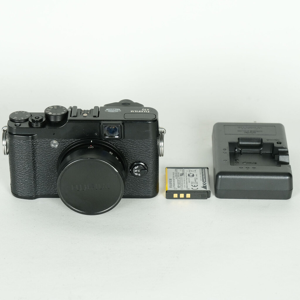 FUJIFILM X10 ブラック FUJIFILM X10 ブラック
