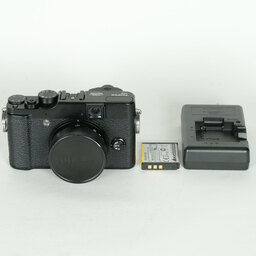 FUJIFILM X10 ブラック FUJIFILM X10 ブラック