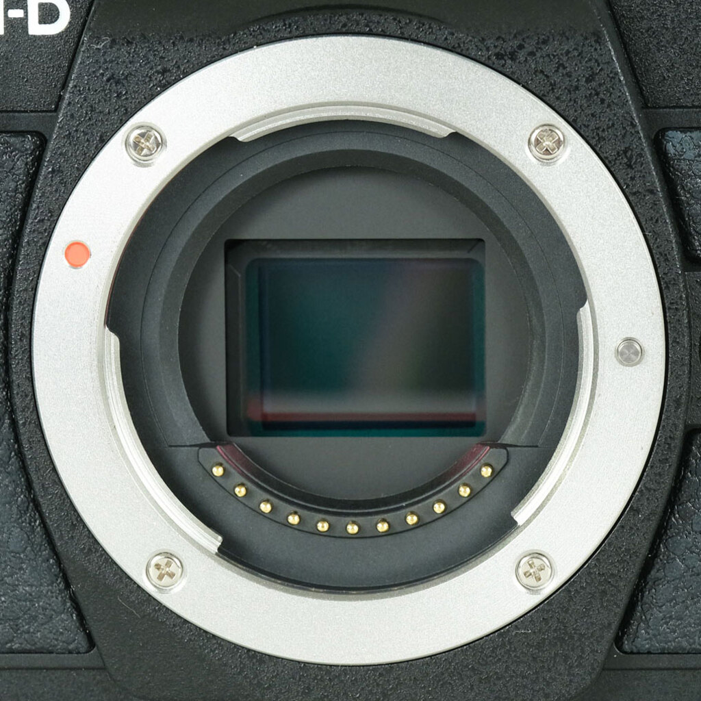 OLYMPUS OM-D E-M10 Mark III