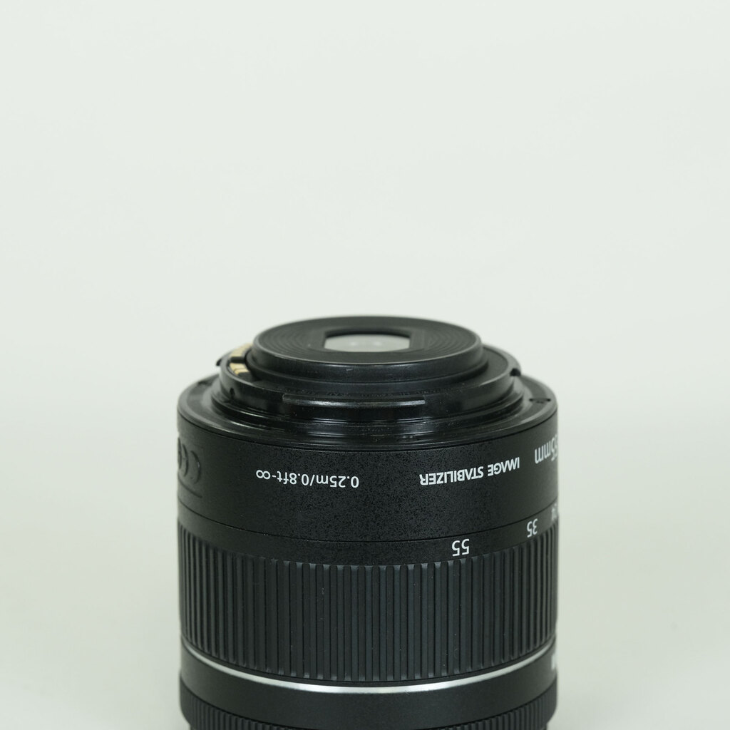 Canon EF-S18-55mm F4-5.6 IS STM