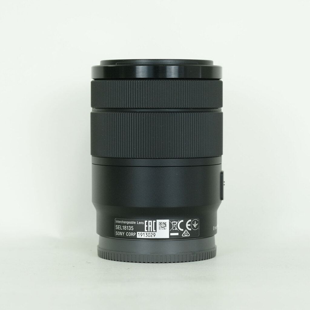 SONY E 18-135mm F3.5-5.6 OSS SEL18135