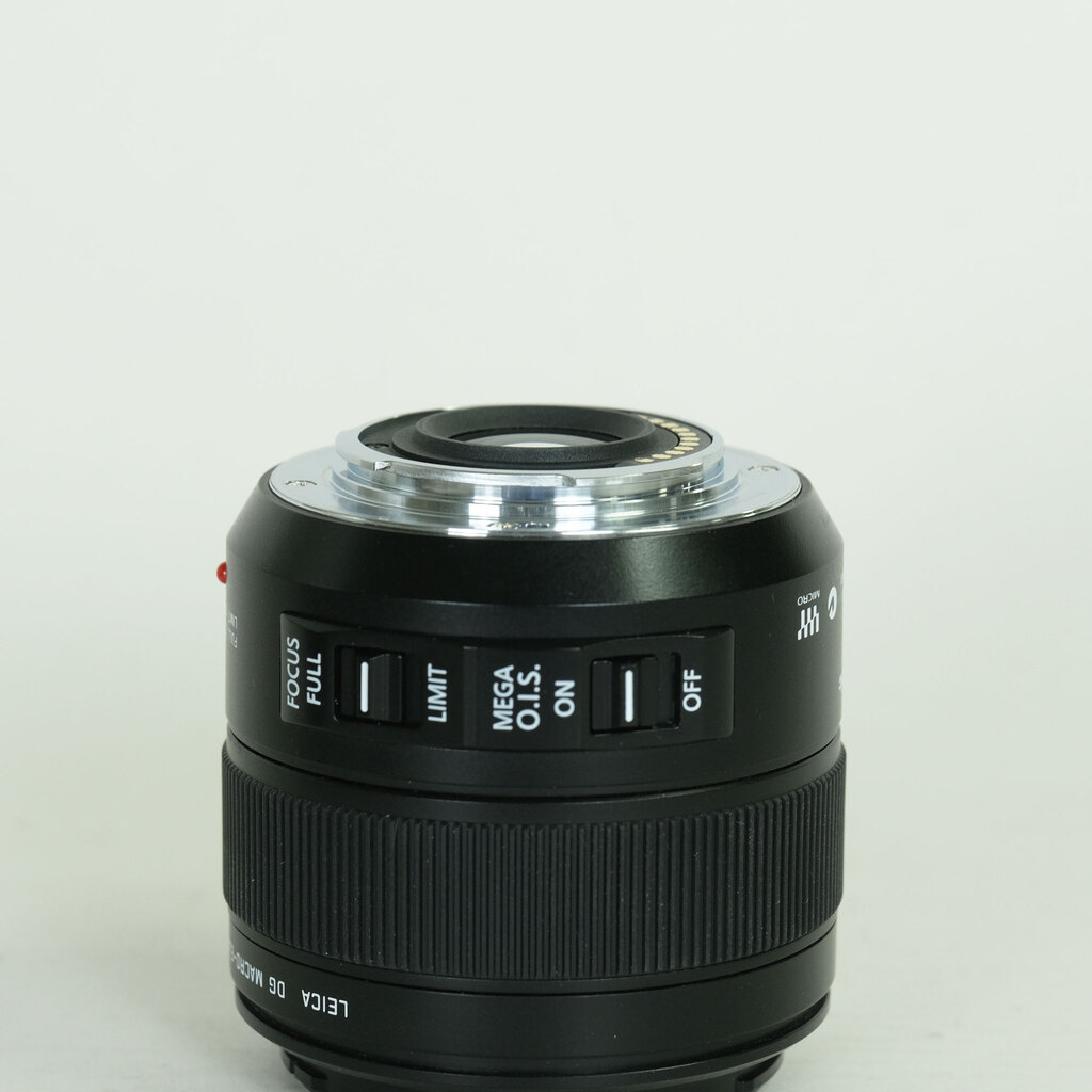 Panasonic LEICA DG MACRO-ELMARIT 45mm F2.8 ASPH. MEGA O.I.S.