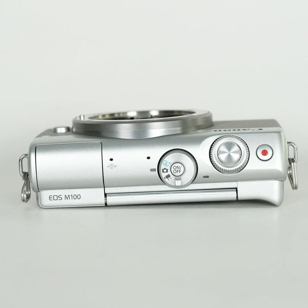 Canon EOS M100