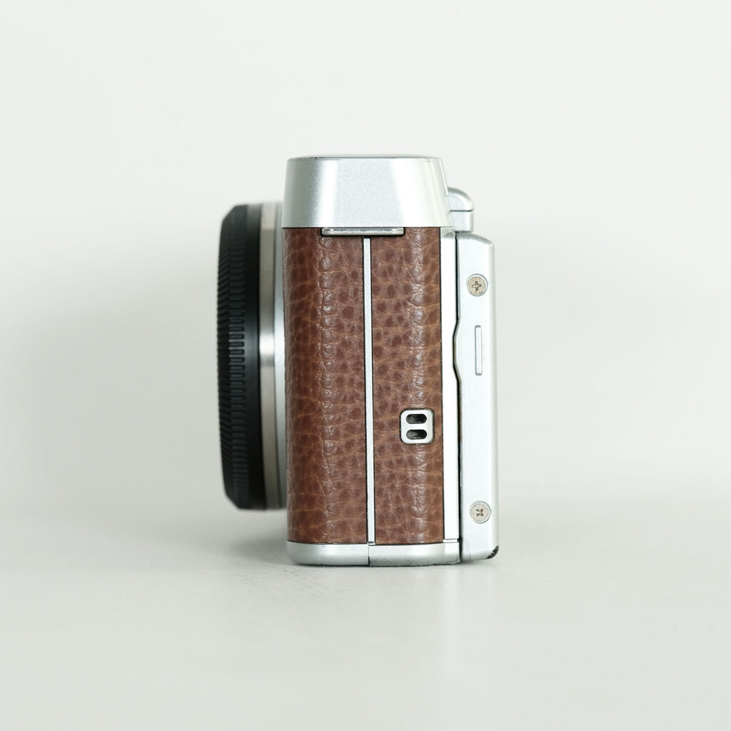 FUJIFILM X-A1 ボディ ブラウン