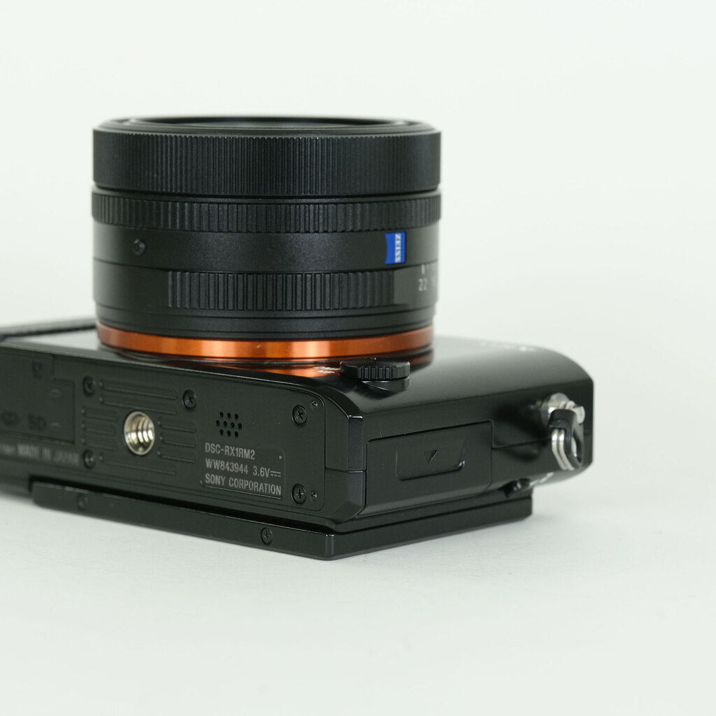 SONY Cyber-shot DSC-RX1RM2