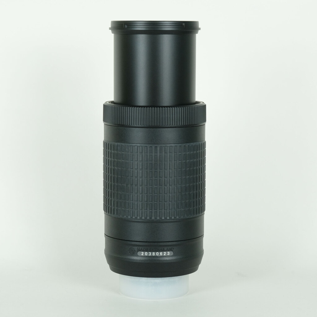 Nikon AF-P DX NIKKOR 70-300mm f/4.5-6.3G ED VR Nikon AF-P DX NIKKOR 70-300mm f/4.5-6.3G ED VR