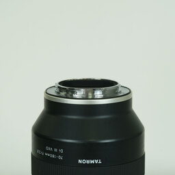 TAMRON 70-180mm F/2.8 Di III VXD (Model A056) [ ソニーE用 ]