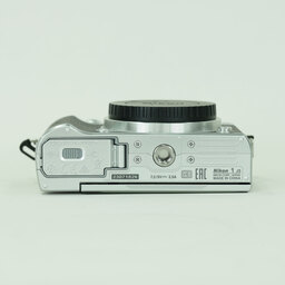 Nikon Nikon1 J5 ボディ シルバー Nikon Nikon1 J5 ボディ シルバー